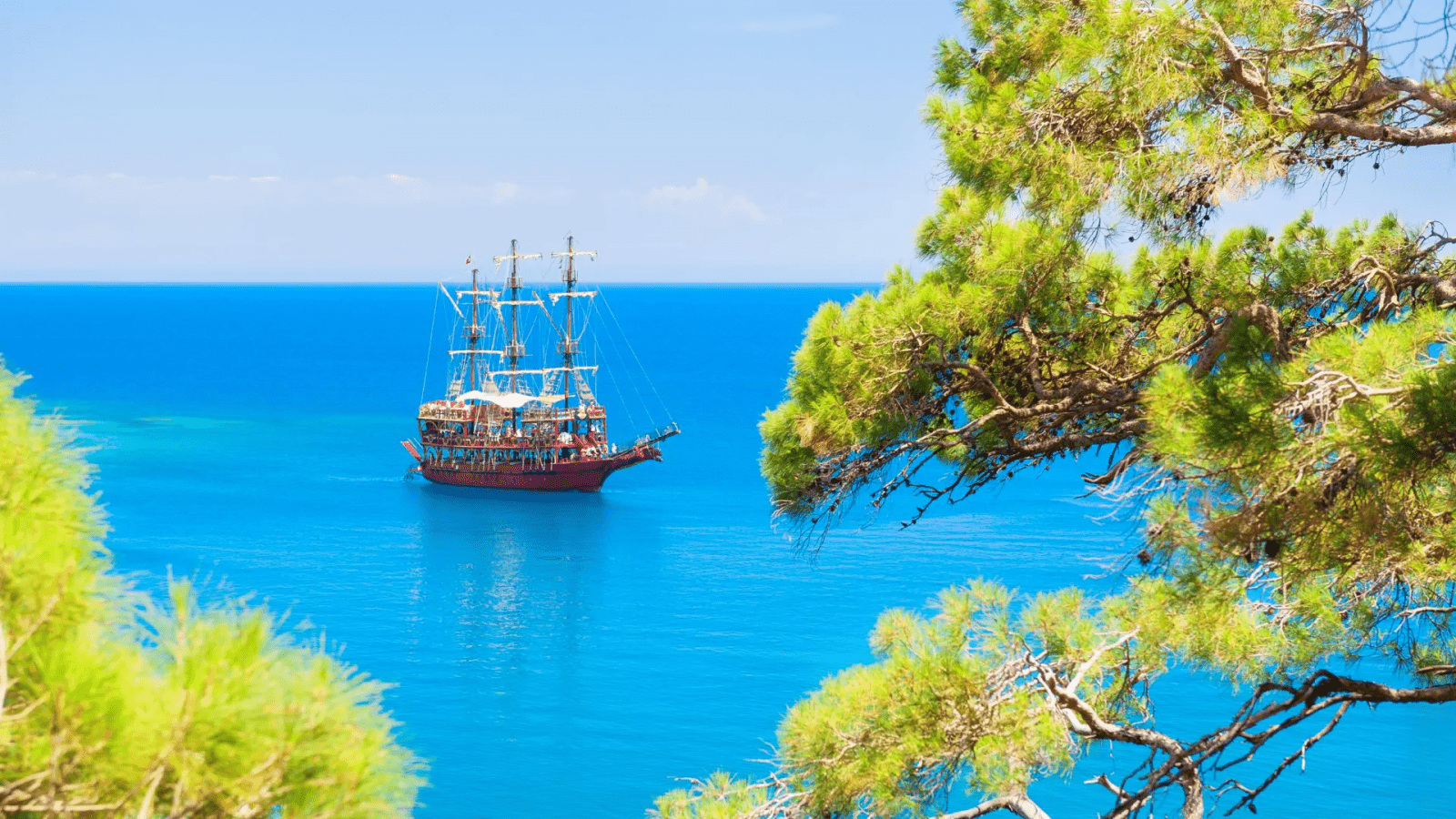 party-ship-kemer-2.webp